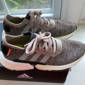 Adidas UltraBoost Vapor Chapea Running Shoe